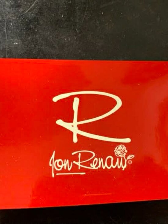 NIB Jon Renau Short Wig Model #5448 Gina Color 22F16 main image 4